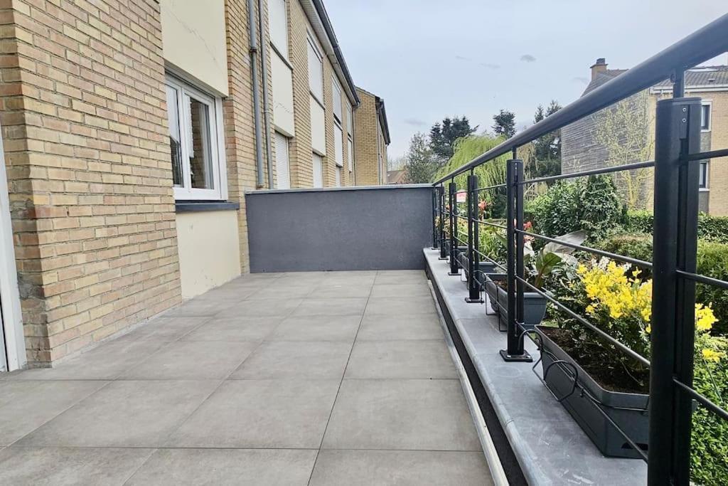 Maison Proche Du Vieux Lille Et De La Citadelle Avec Place Parking *