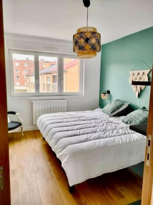 Maison Proche Du Vieux Lille Et De La Citadelle Avec Place Parking Villa *